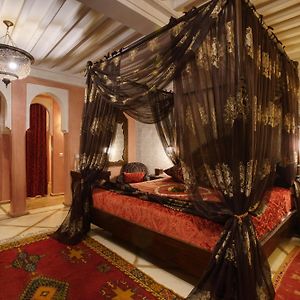 Suite "Keizerlijk" met een King Size Bed